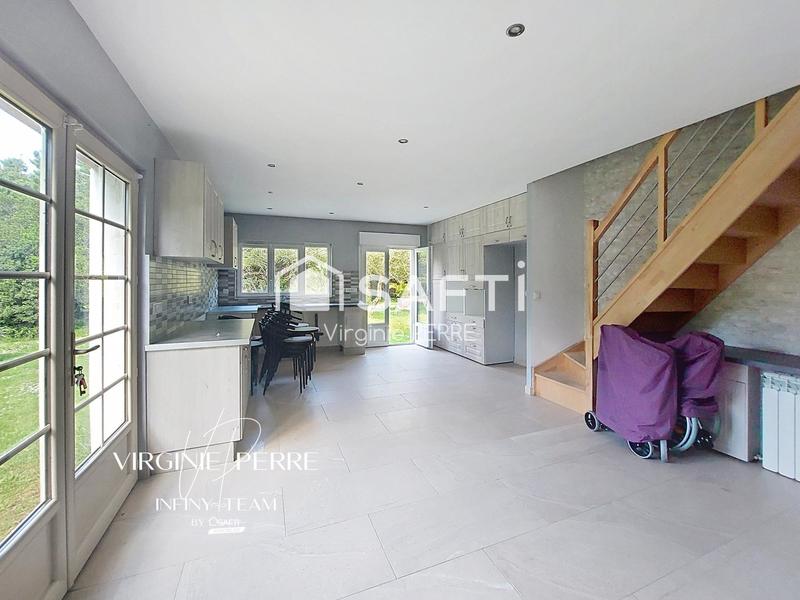 Maison - 412 m² - 14 pièces