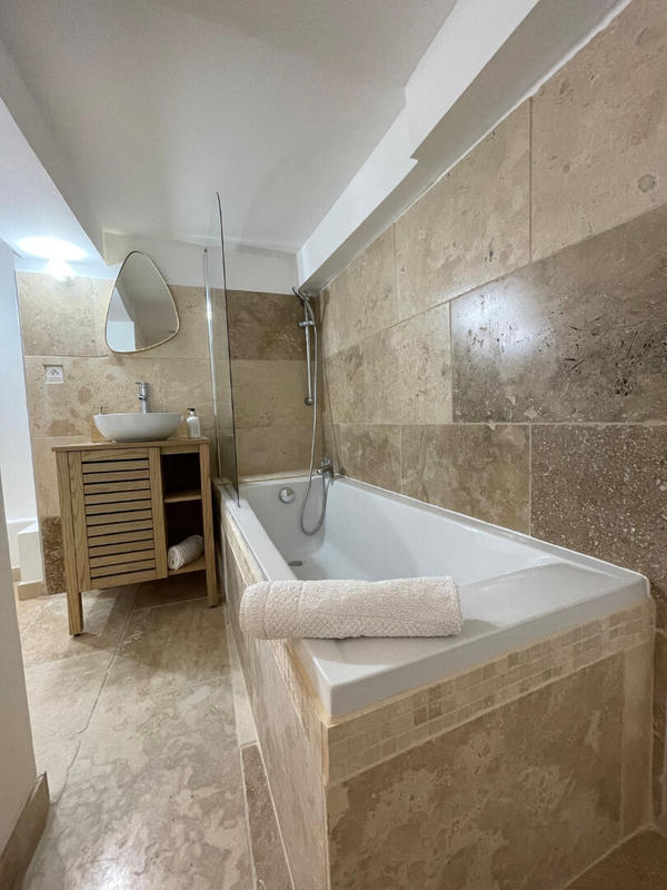 Appartement - 57 m² - 2 pièces