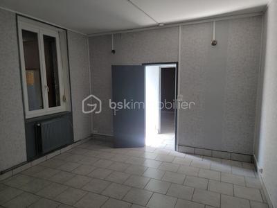 Maison - 82 m² - 7 pièces