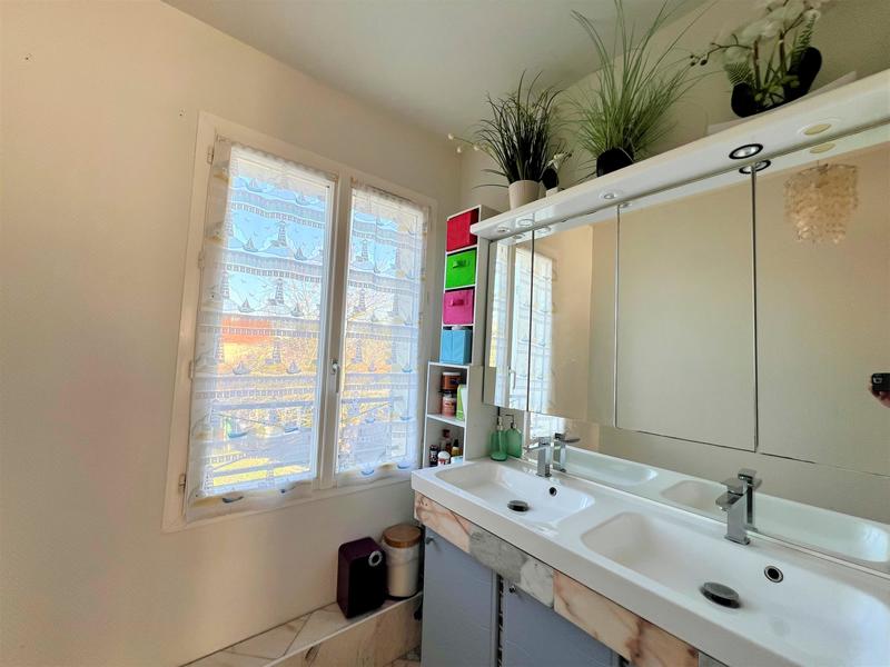 Maison - 118 m² - 7 pièces