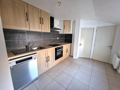 Maison - 74 m² - 3 pièces