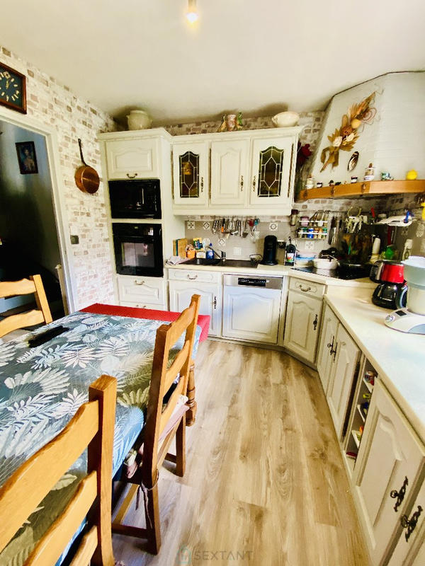 Maison - 110 m² - 6 pièces