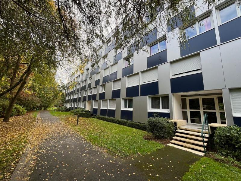 Appartement - 79 m² - 4 pièces