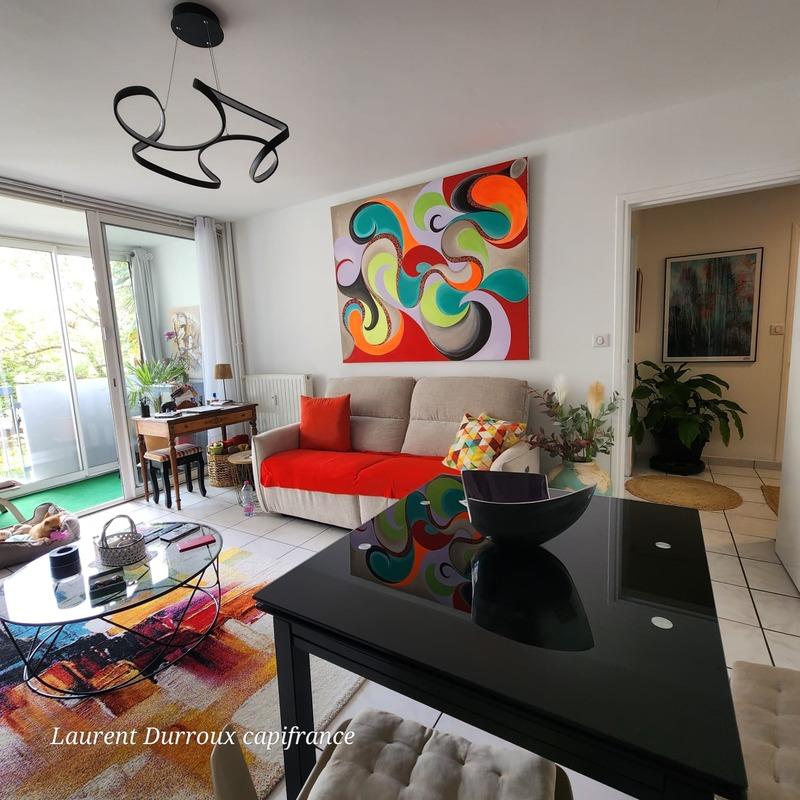 Appartement - 80 m² - 3 pièces