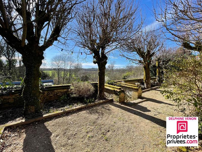 Propriété - 278 m² - 8 pièces