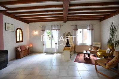 Maison - 207 m² - 10 pièces