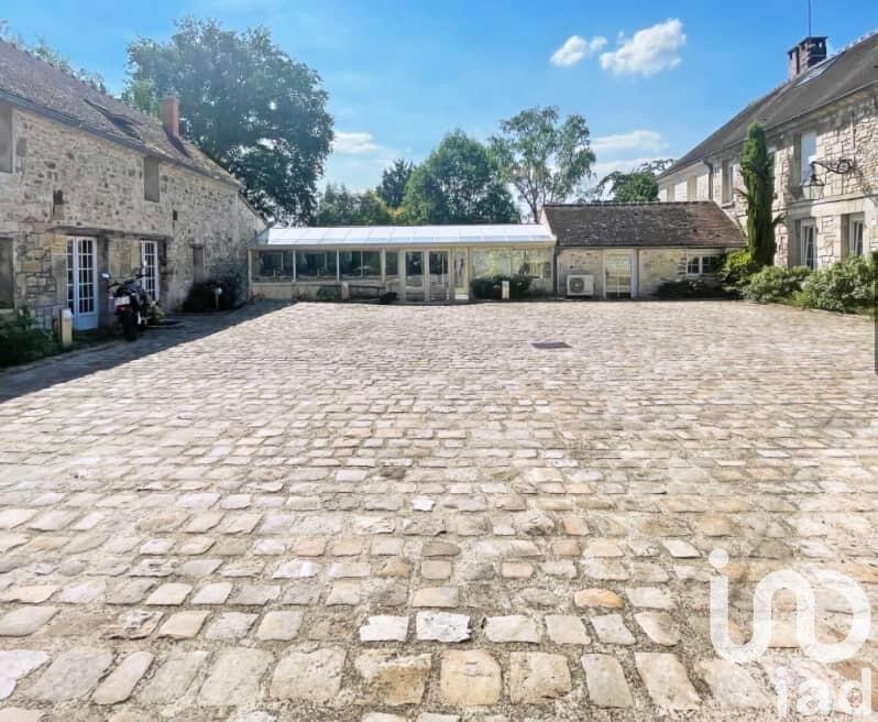 Maison - 450 m² - 10 pièces