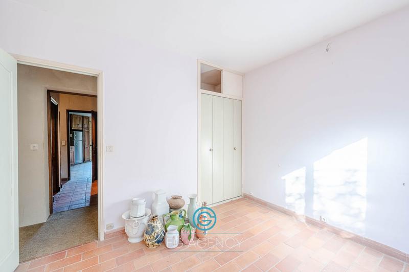 Maison - 200 m² - 6 pièces