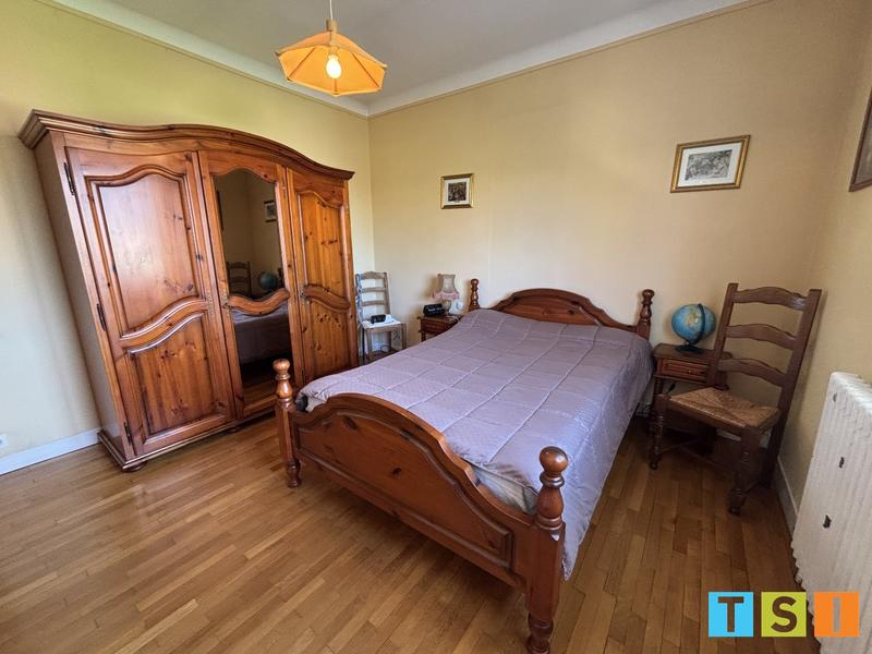 Maison - 167 m² - 7 pièces