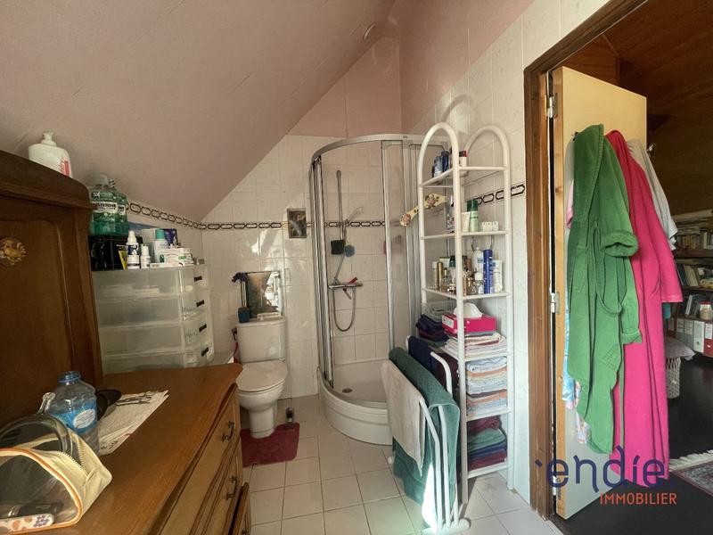 Maison - 230 m² - 10 pièces