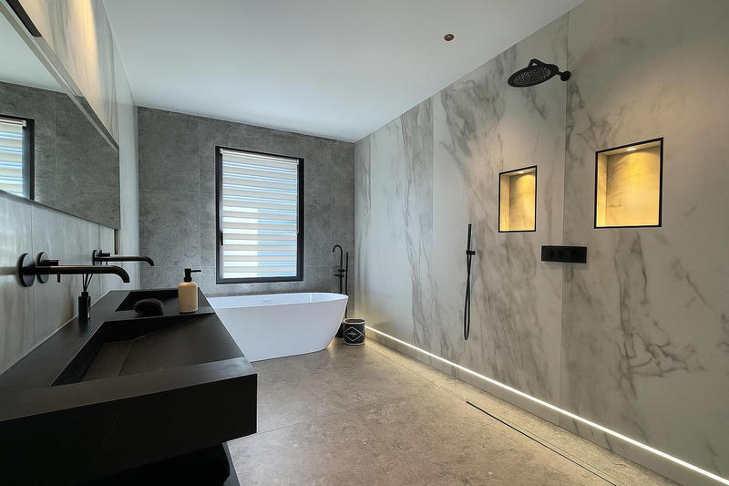 Maison - 207 m² - 5 pièces