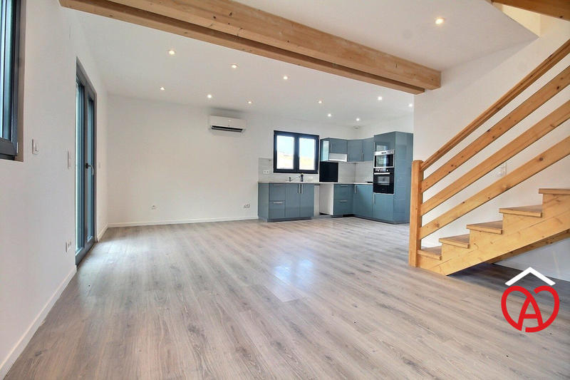 Maison - 106 m² - 5 pièces