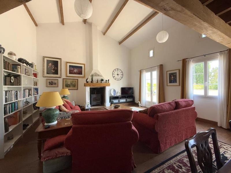 Maison - 180 m² - 7 pièces