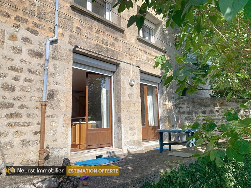 Triplex - 122 m² - 7 pièces