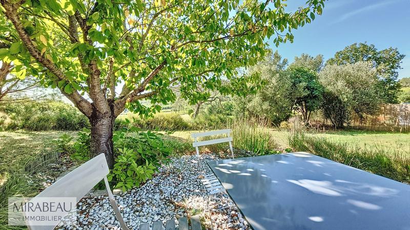 Villa - 180 m² - 8 pièces