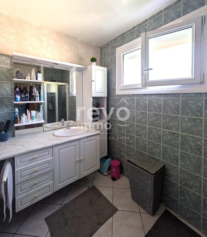 Maison - 85 m² - 4 pièces