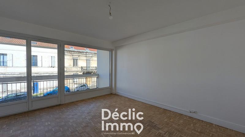 Appartement ancien - 63 m² - 3 pièces