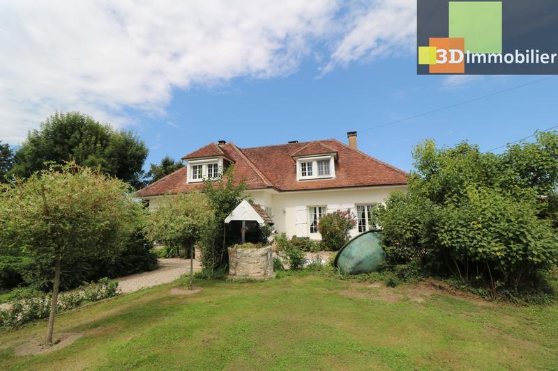 Maison - 290 m² - 8 pièces