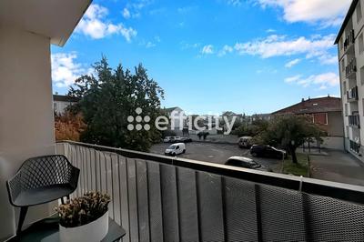 Appartement - 57 m² - 4 pièces