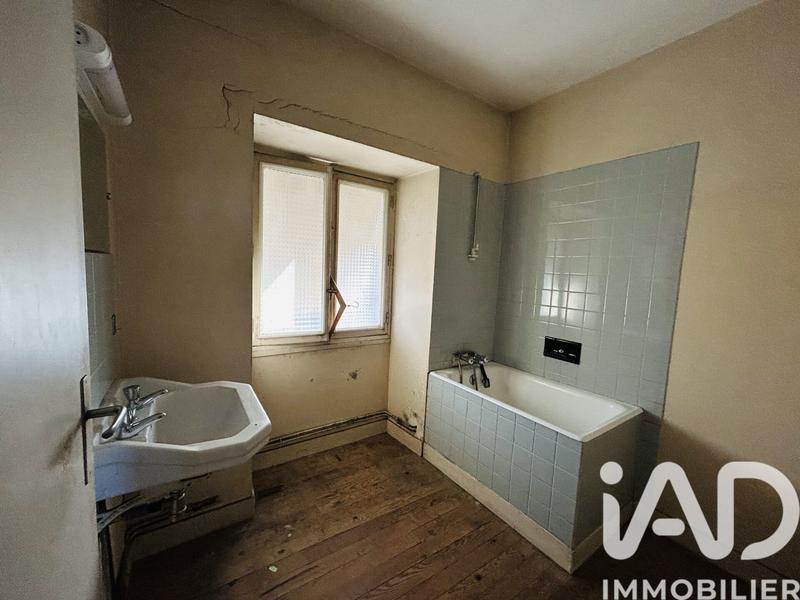 Maison - 98 m² - 5 pièces