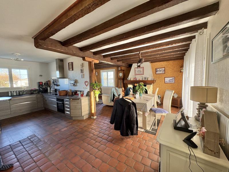 Maison traditionnelle - 89 m² - 5 pièces