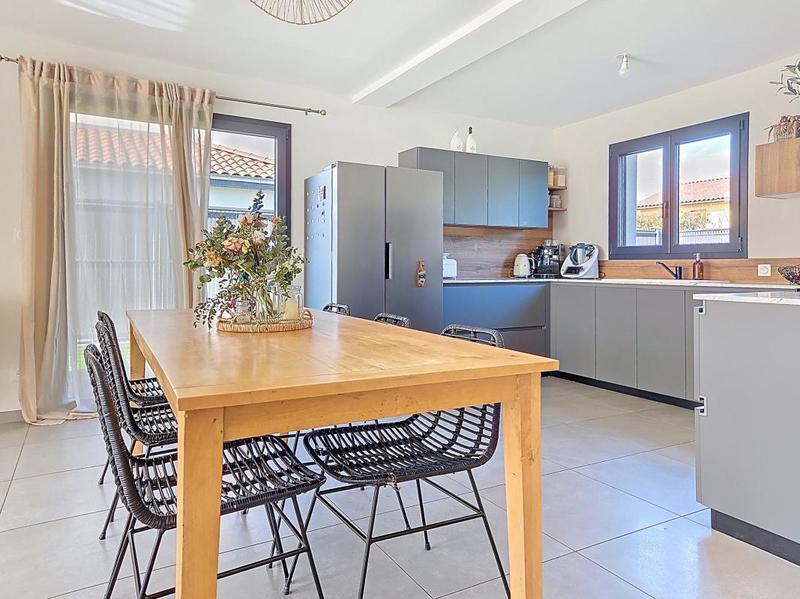 Maison - 134 m² - 5 pièces