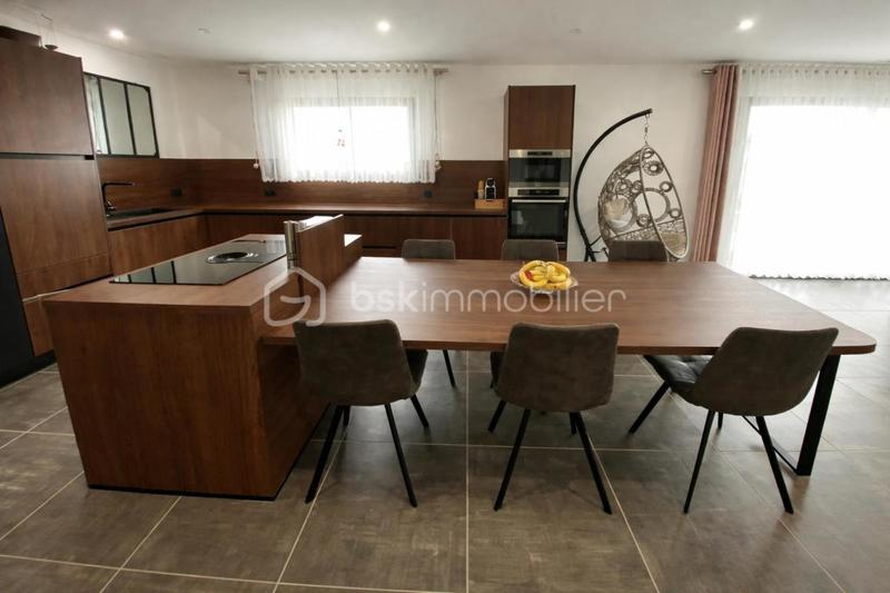 Maison - 127 m² - 4 pièces