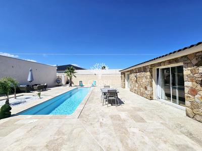 Villa - 120 m² - 4 pièces