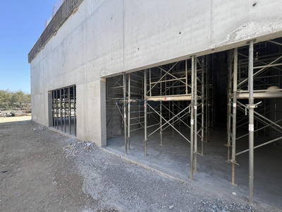 Local d'activités - 94 m² - 1 pièce