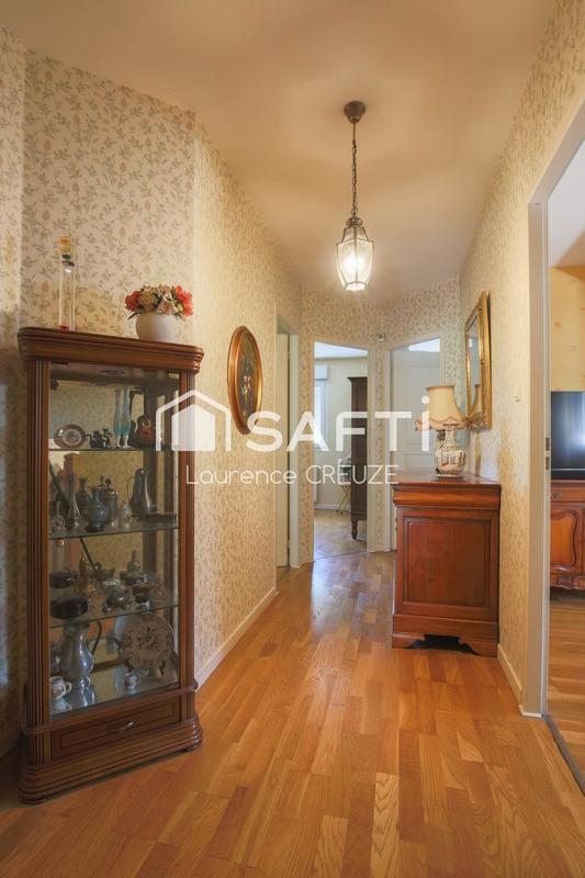 Maison - 95 m² - 5 pièces