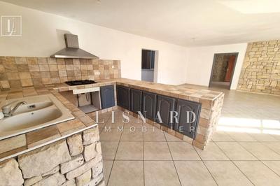 Appartement - 102 m² - 4 pièces