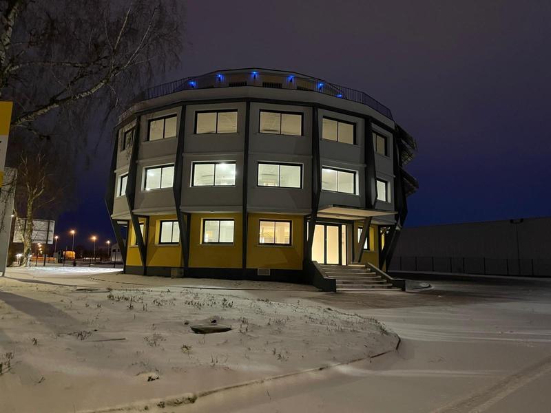 Local d'activités - 1 017 m²