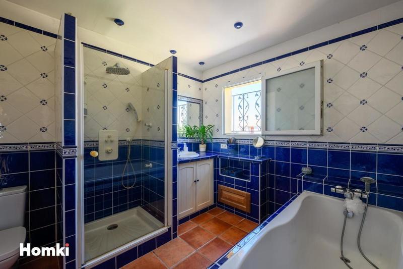 Maison - 140 m² - 5 pièces