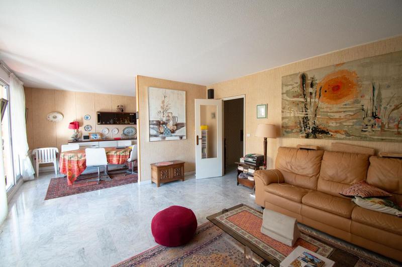 Appartement - 99 m² - 4 pièces