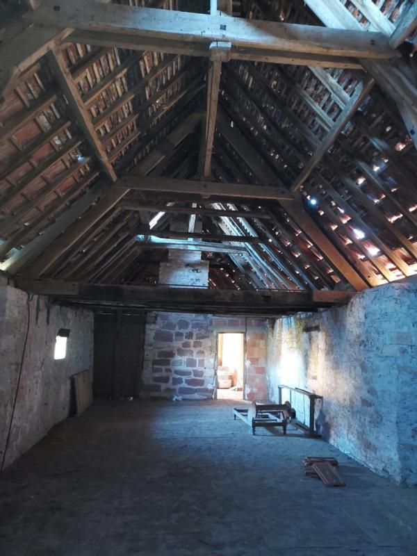 Grange - 200 m² - 3 pièces