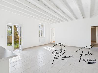 Maison - 162 m² - 9 pièces