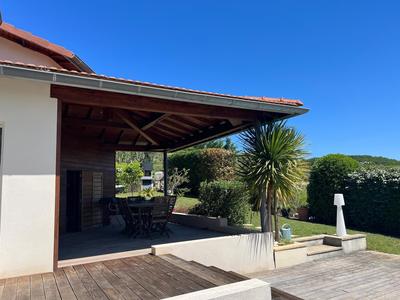 Maison - 190 m² - 7 pièces