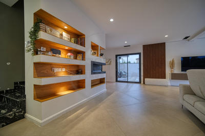 Propriété - 284 m² - 6 pièces