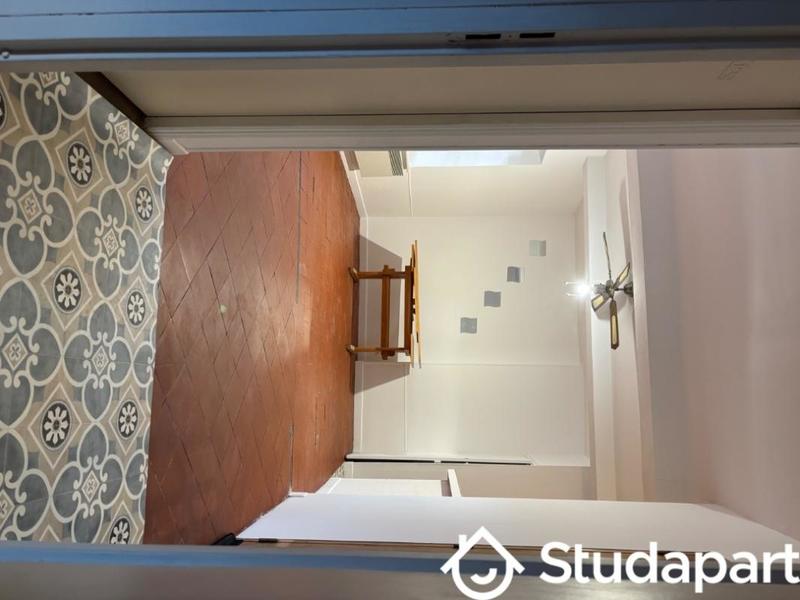 Appartement - 77 m² - 3 pièces