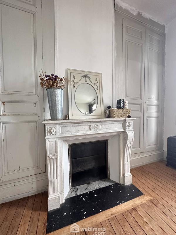 Maison - 214 m² - 9 pièces