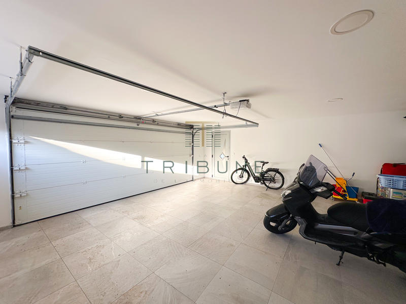 Maison - 145 m² - 8 pièces