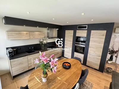 Appartement - 86 m² - 4 pièces