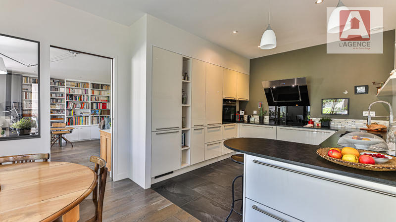 Maison - 162 m² - 5 pièces