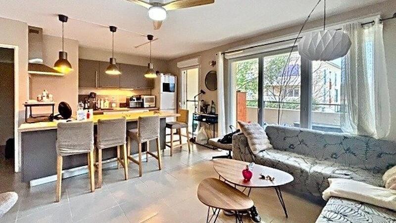 Appartement - 61 m² - 3 pièces