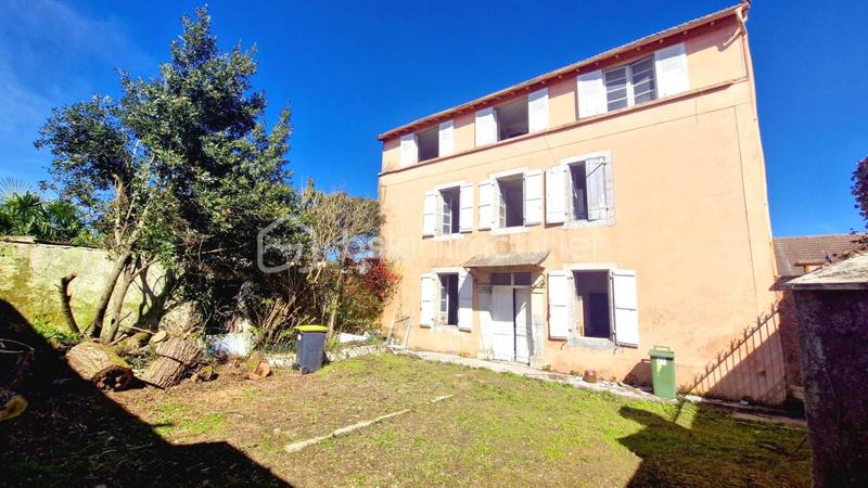 Maison de village - 142 m² - 8 pièces