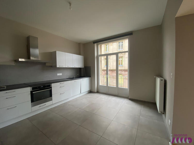 Appartement - 140 m² - 5 pièces