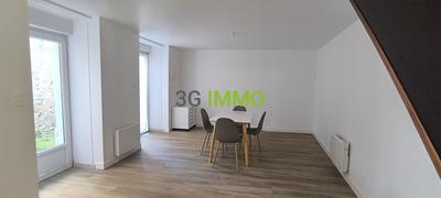 Maison en pierre - 77 m² - 3 pièces