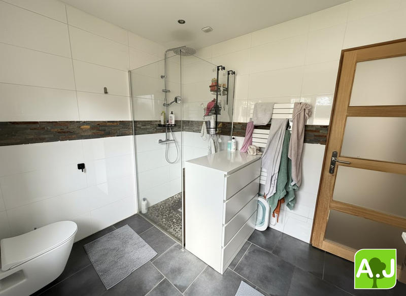 Maison contemporaine - 110 m² - 5 pièces