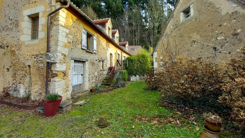 Maison - 320 m² - 18 pièces