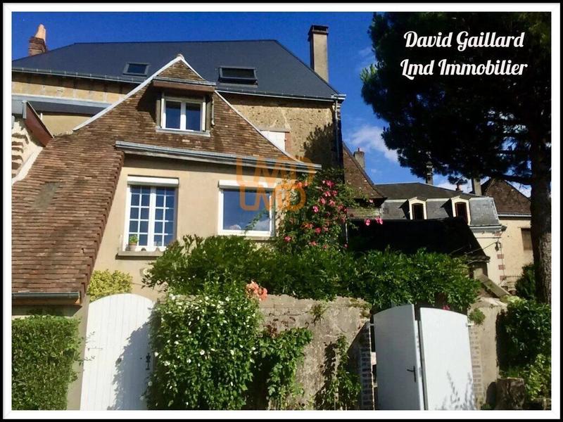 Maison de bourg - 115 m² - 5 pièces